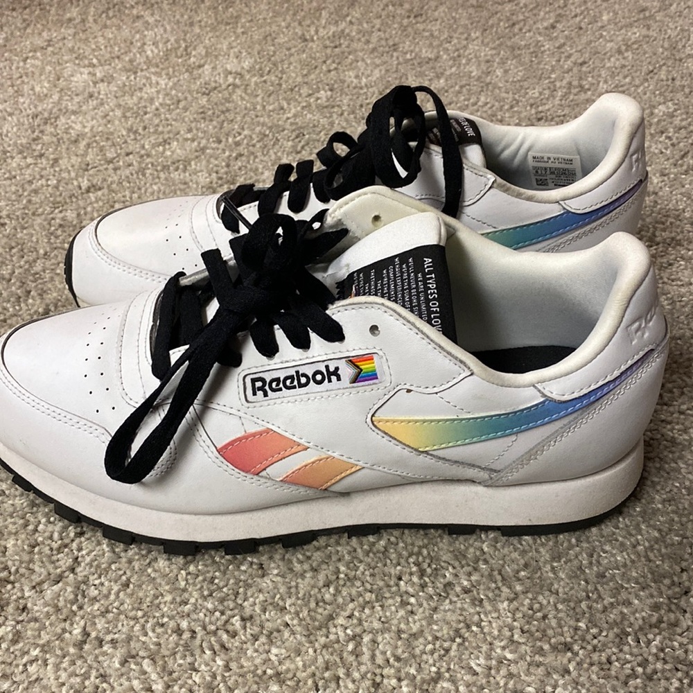 💛🌈Reebok “All Types of Love” limited edition sneakers